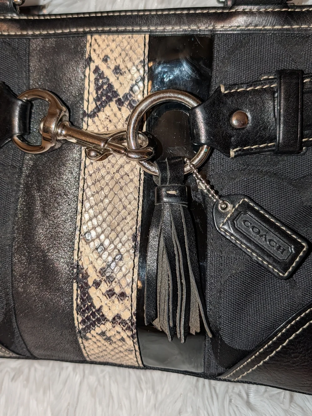 COACH Hampton Signature Shoulder Bag Python Embossed Leather Vintage Black VGUC